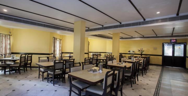 Hotel Jayaram Pondicherry Exterior photo